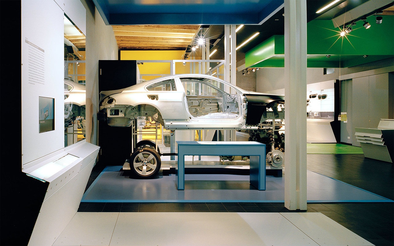 汽車(chē)展廳設(shè)計(jì)